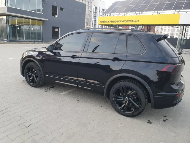 Volkswagen Tiguan R - фото 4