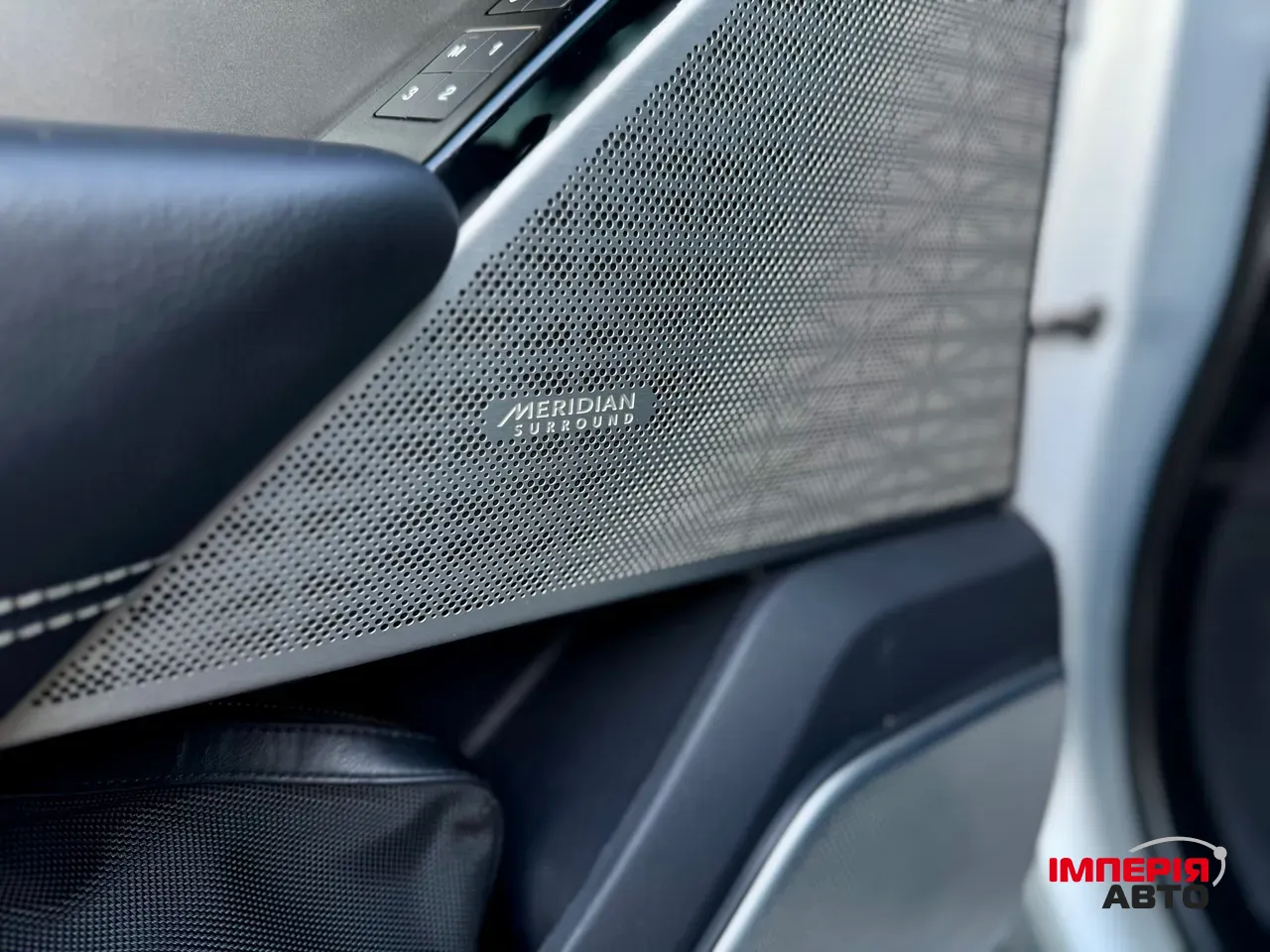 Land Rover Range Rover Velar - фото 25