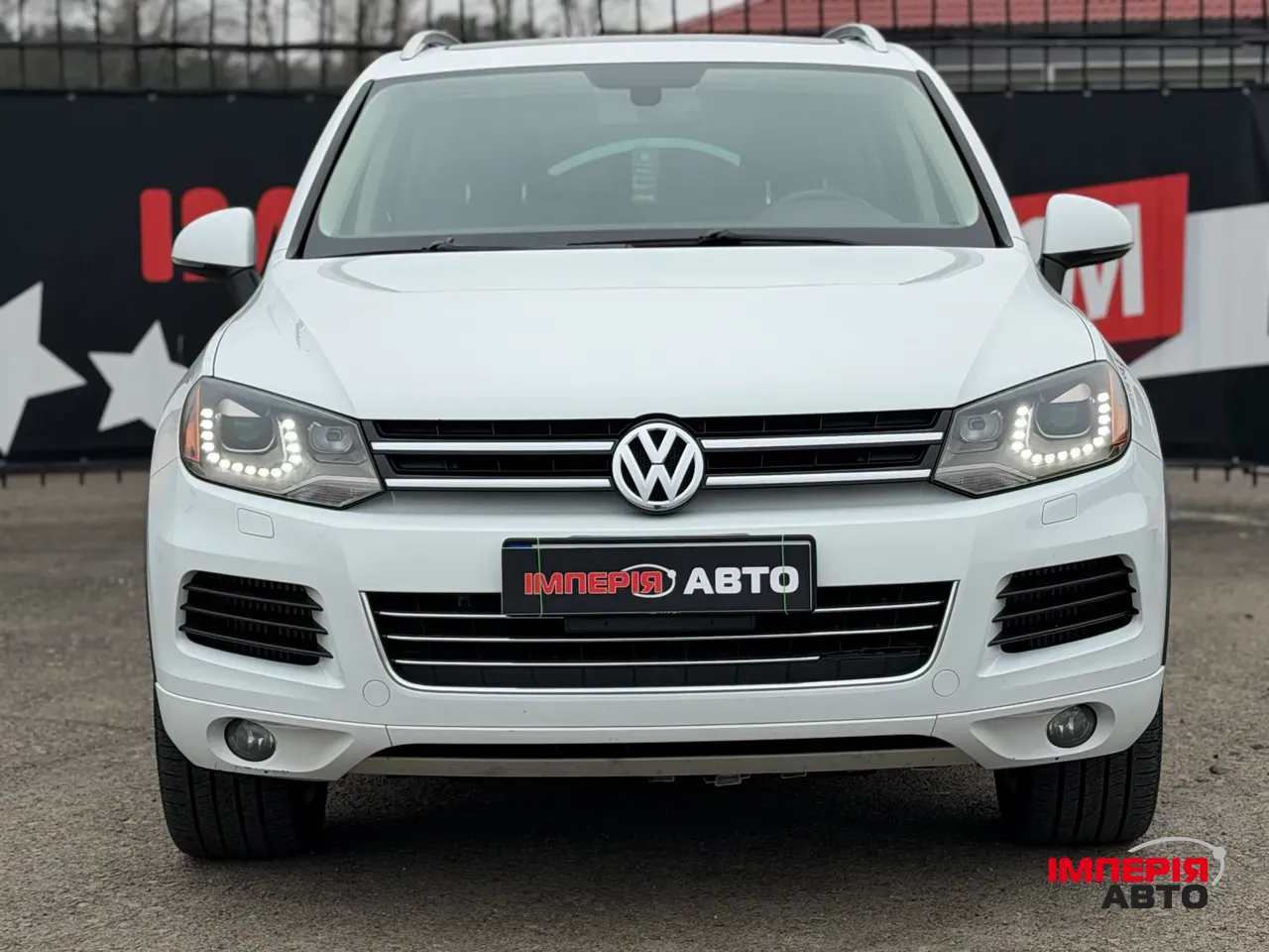 Volkswagen Touareg - фото 2