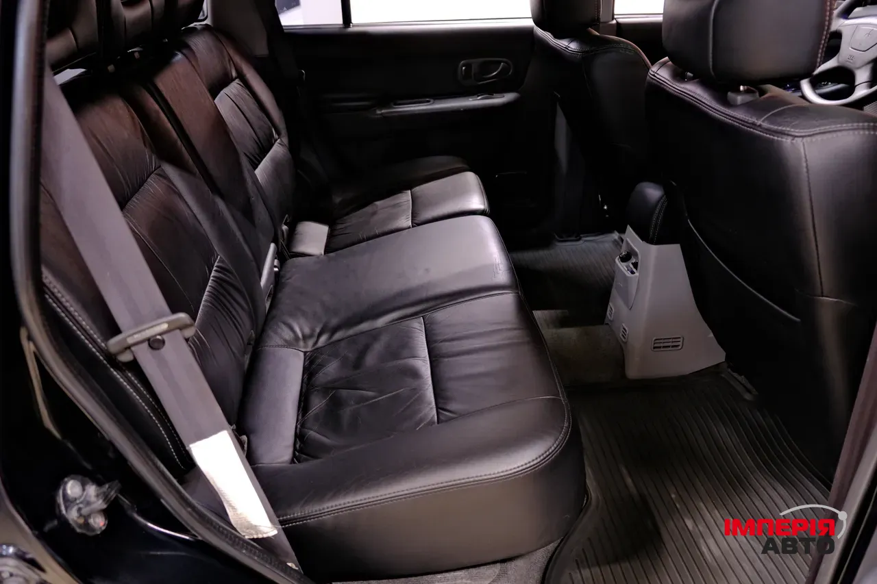 Mitsubishi Pajero Sport - фото 9