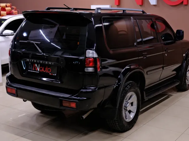 Mitsubishi Pajero Sport - фото 5