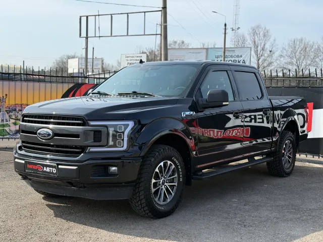 Ford F-150 - фото 1