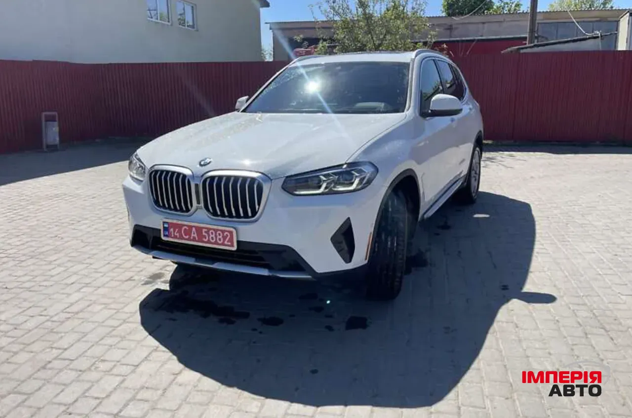 BMW X3 - фото 1