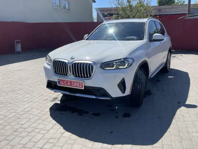 BMW X3 - фото 1