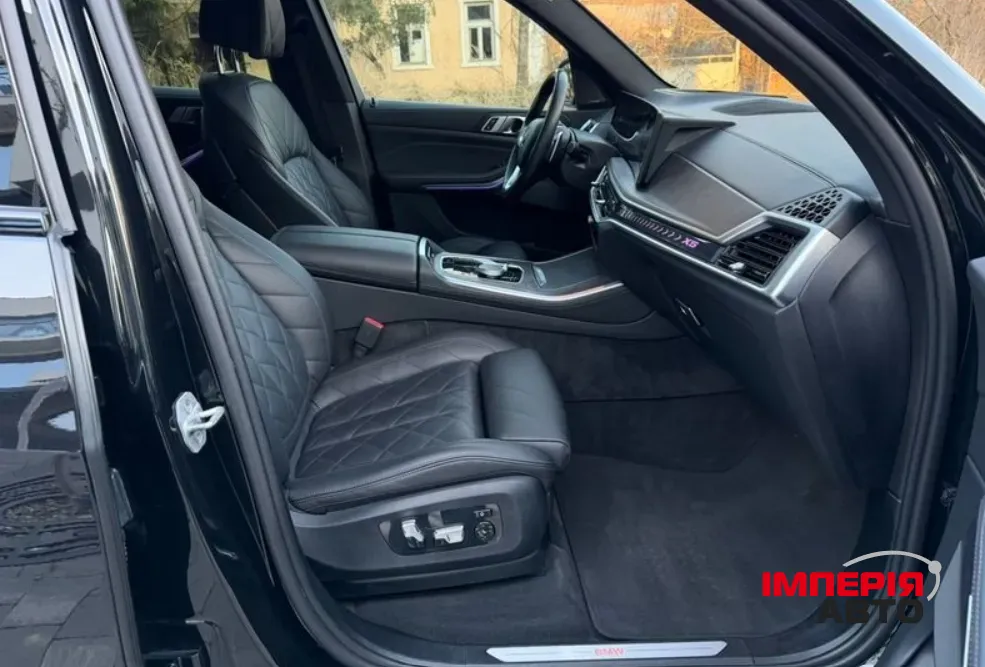 BMW X5 - фото 6