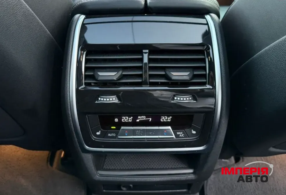 BMW X5 - фото 12