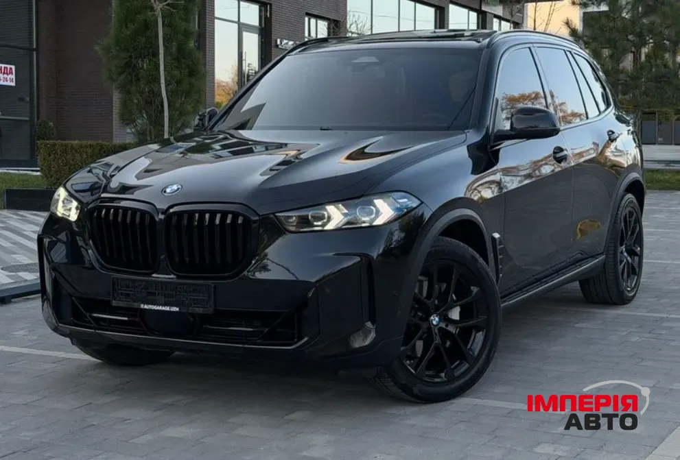 BMW X5 - фото 1