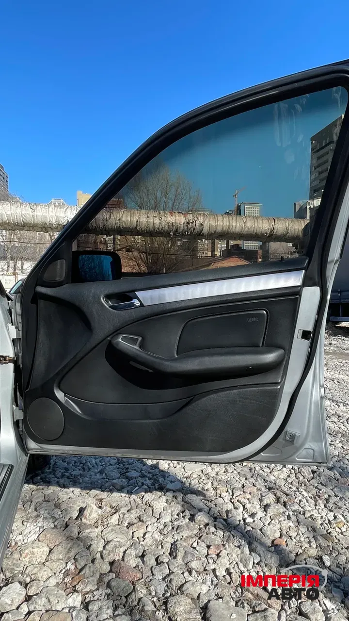 BMW 3 серії - фото 24