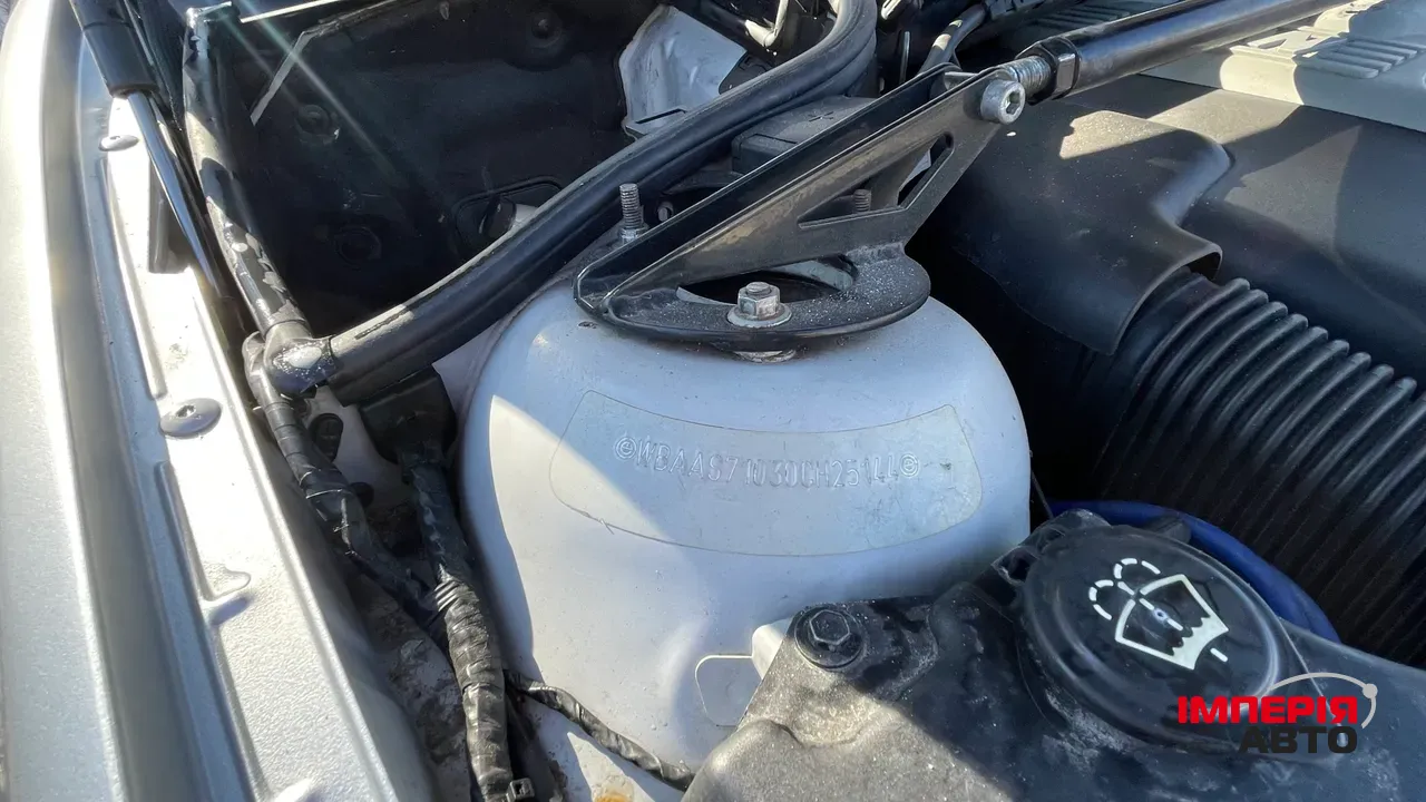 BMW 3 серії - фото 31