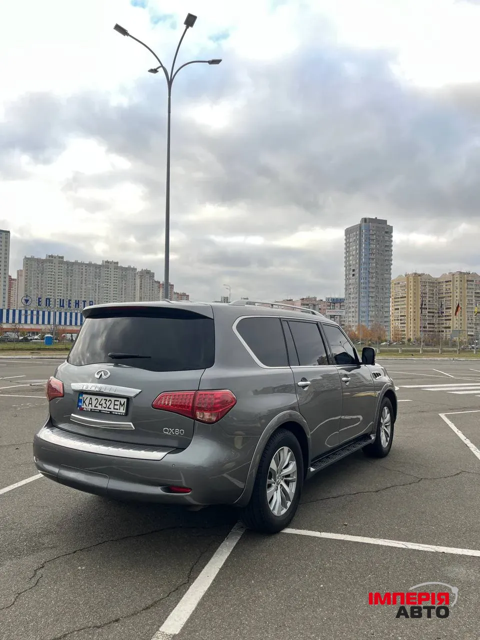 Infiniti QX80 - фото 4