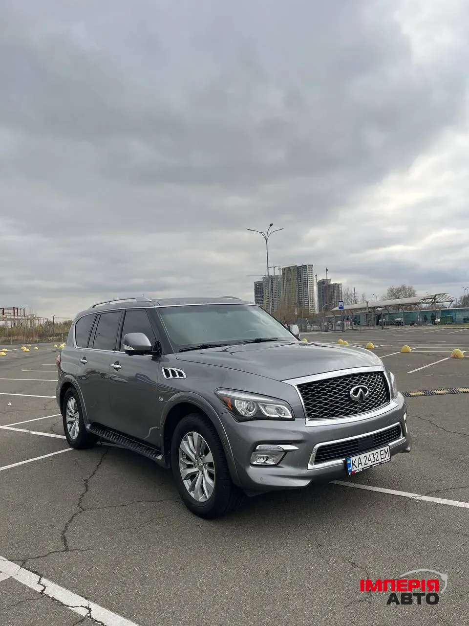 Infiniti QX80 - фото 3