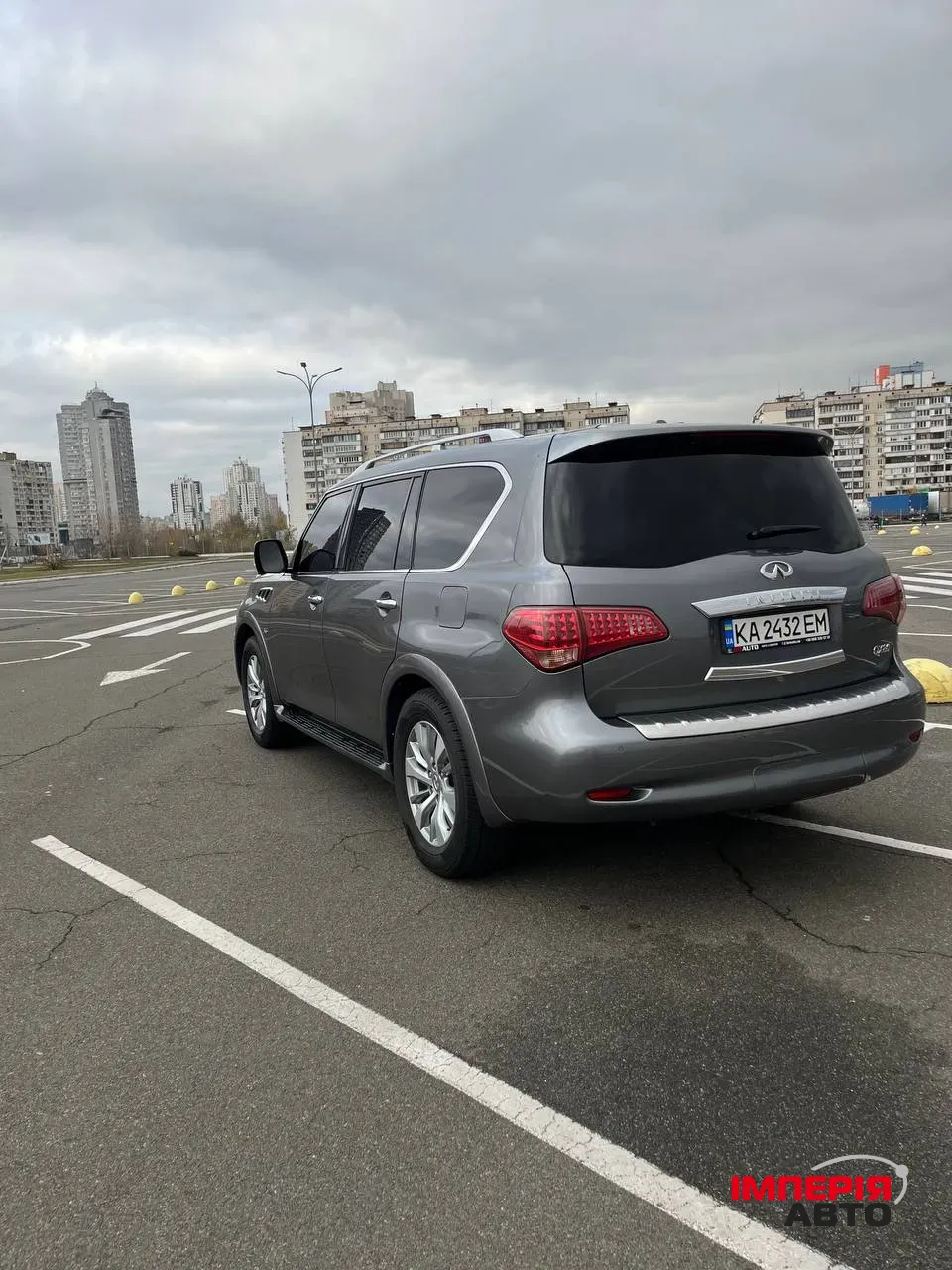 Infiniti QX80 - фото 6