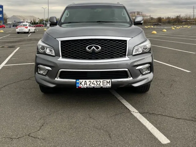 Infiniti QX80 - фото 2