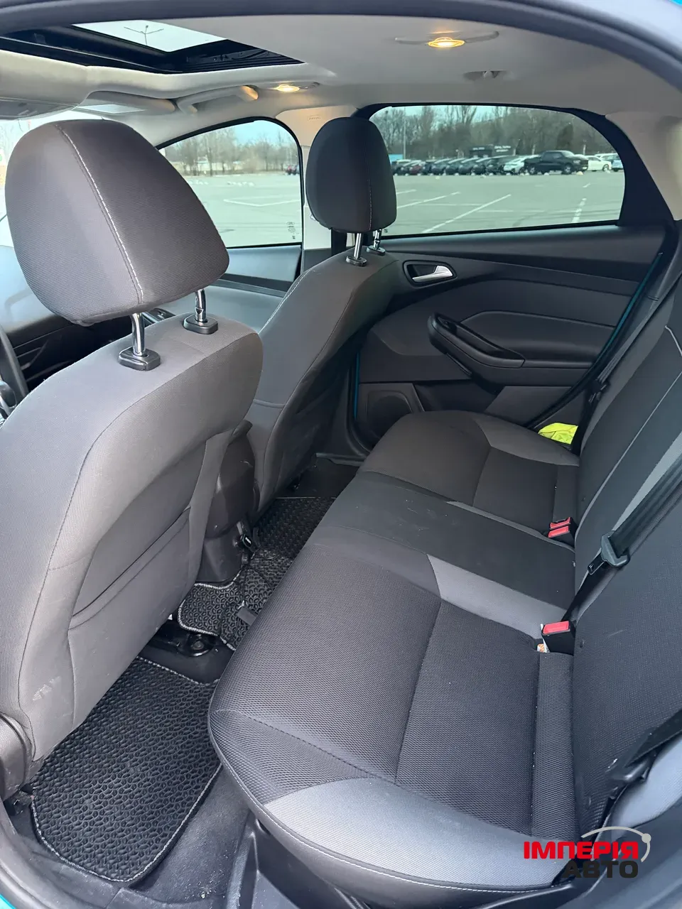 Ford Focus ST - фото 9