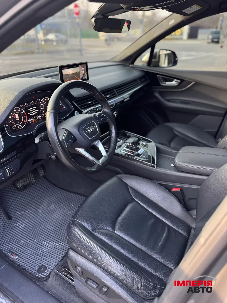 Audi Q7 - фото 9