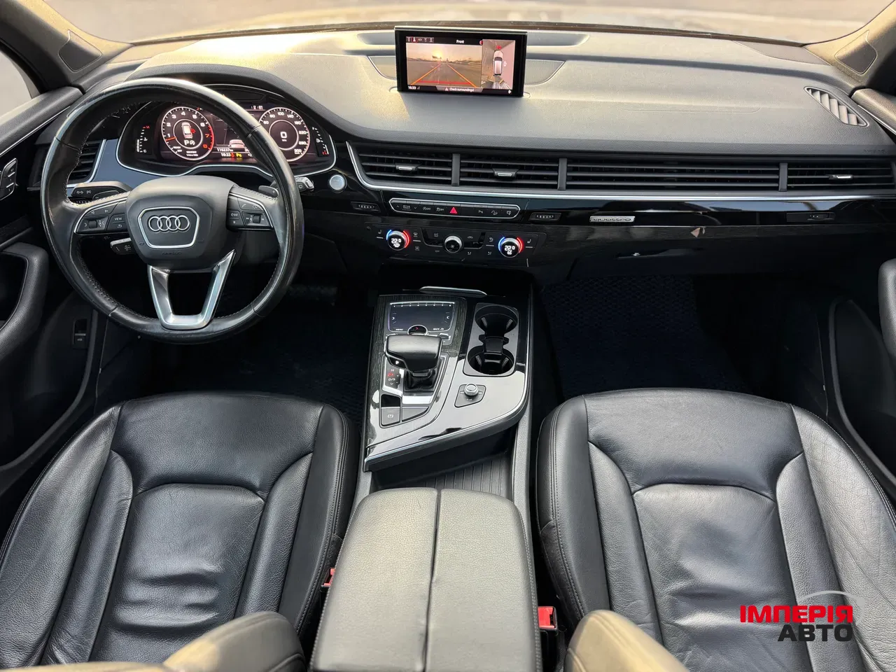 Audi Q7 - фото 14