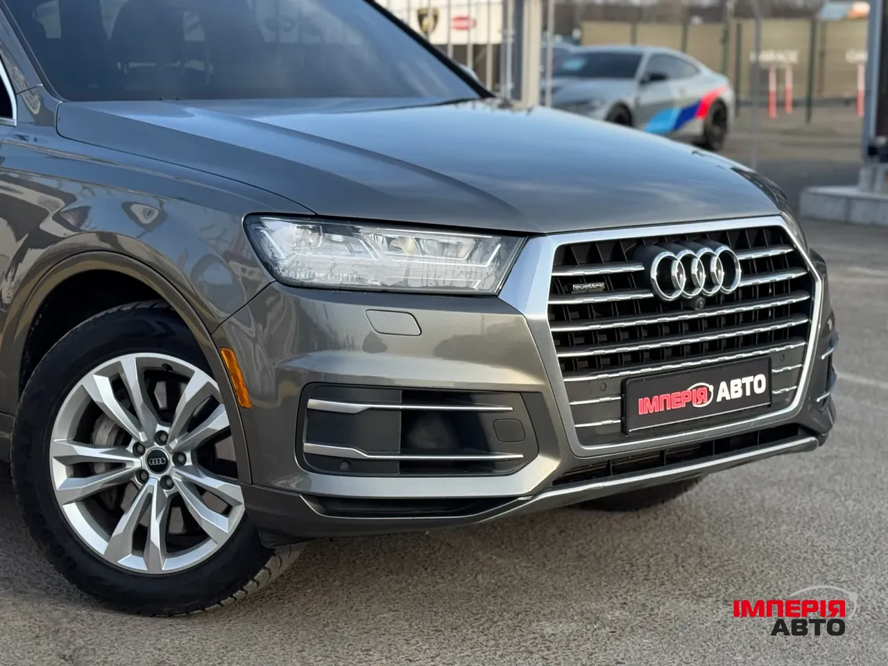 Audi Q7 - фото 2