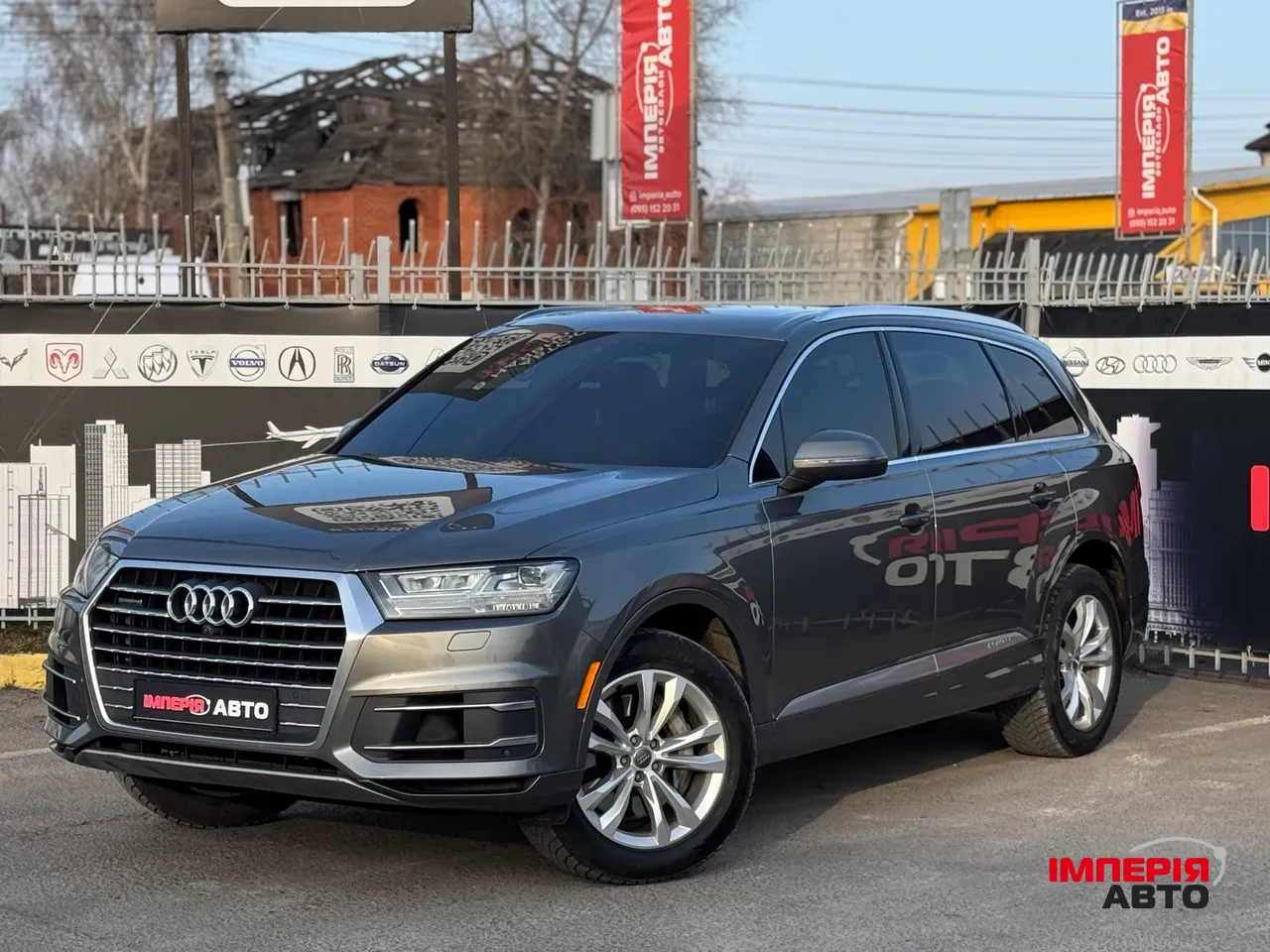 Audi Q7 - фото 1