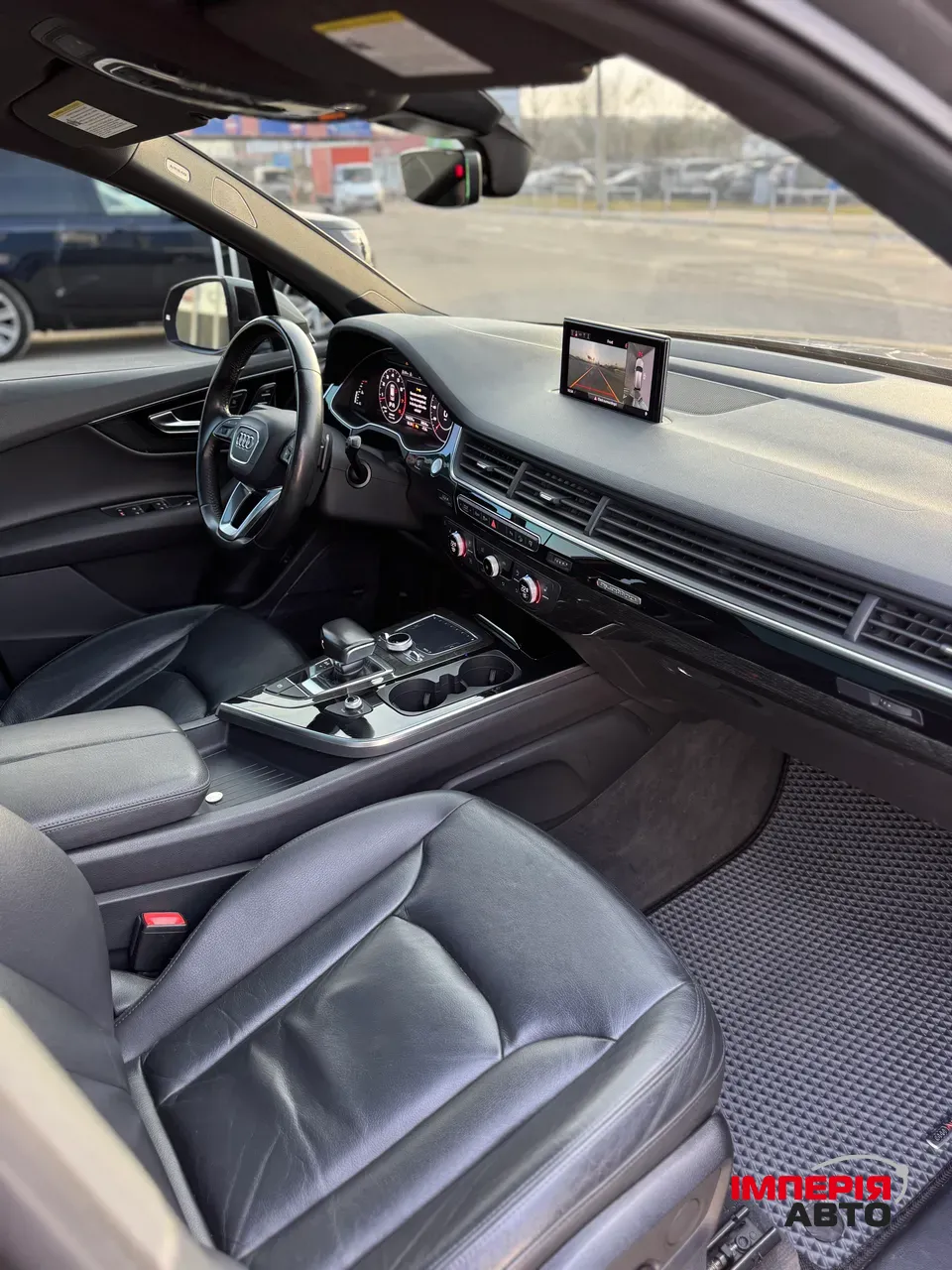 Audi Q7 - фото 19