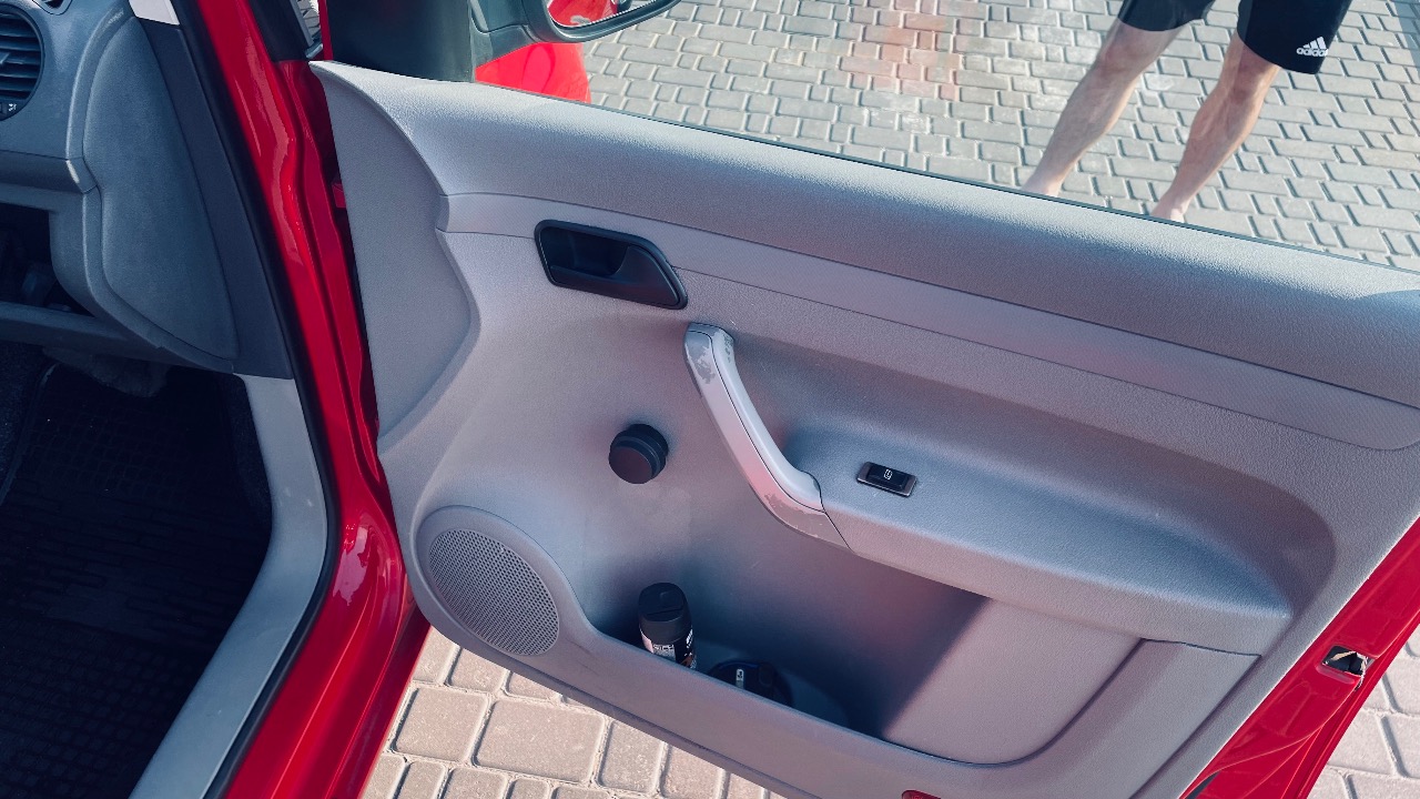 Volkswagen Caddy - фото 18