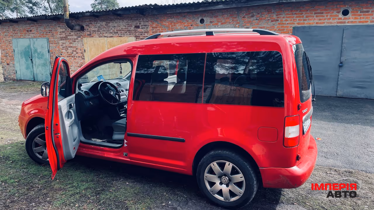 Volkswagen Caddy - фото 7