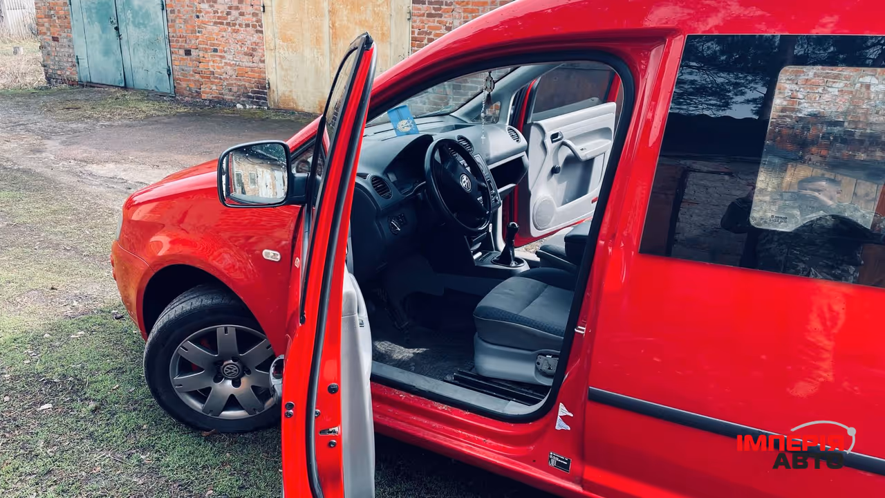 Volkswagen Caddy - фото 8