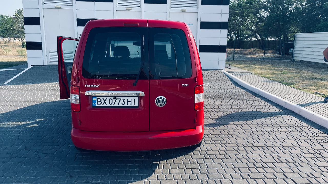 Volkswagen Caddy - фото 2