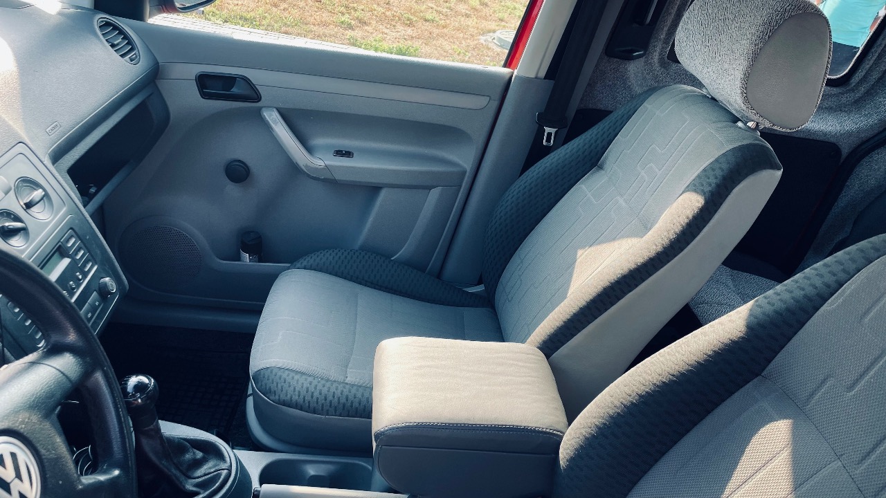 Volkswagen Caddy - фото 19