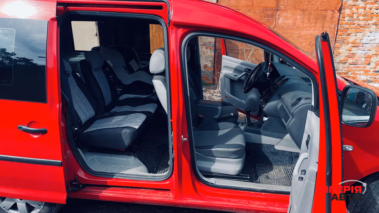 Volkswagen Caddy - фото 4