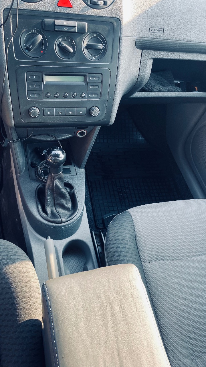 Volkswagen Caddy - фото 11