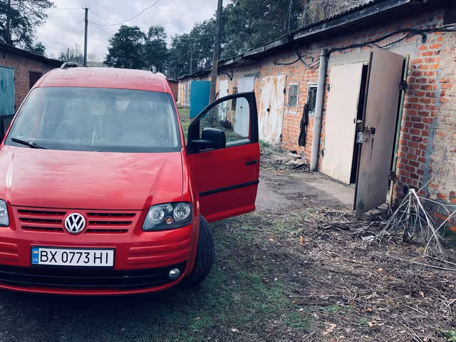 Volkswagen Caddy - фото 1