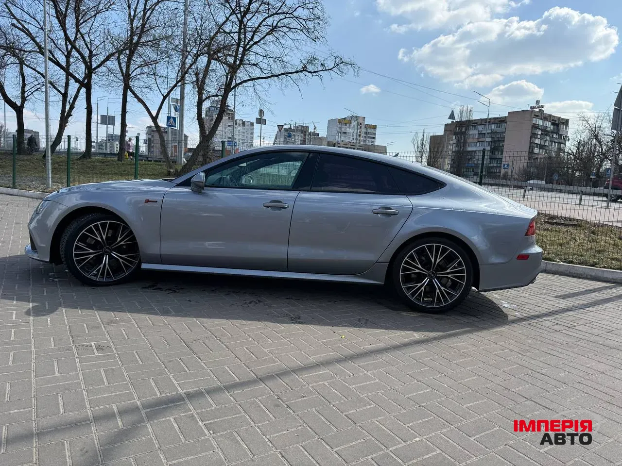 Audi A7 - фото 8