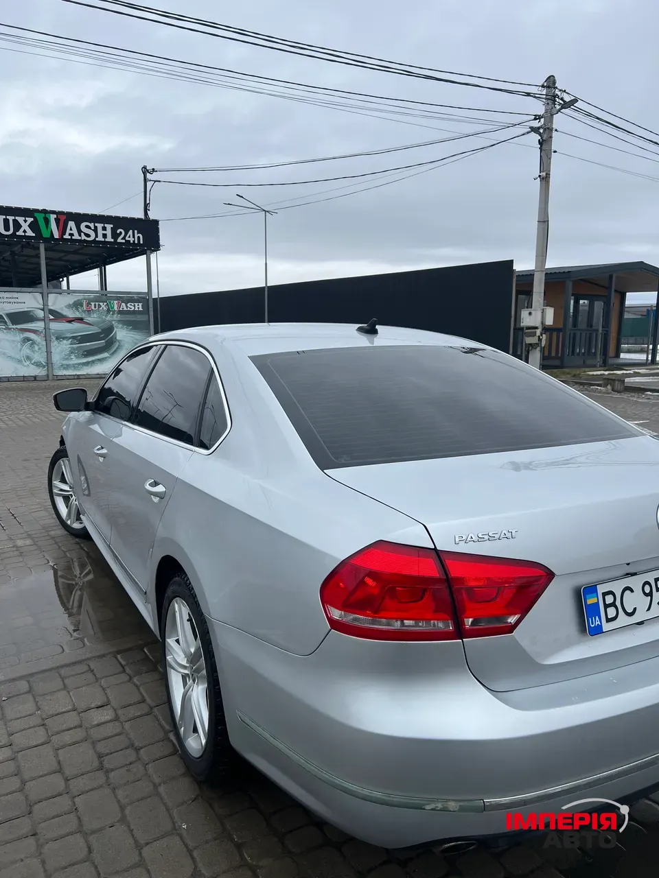 Volkswagen Passat - фото 6