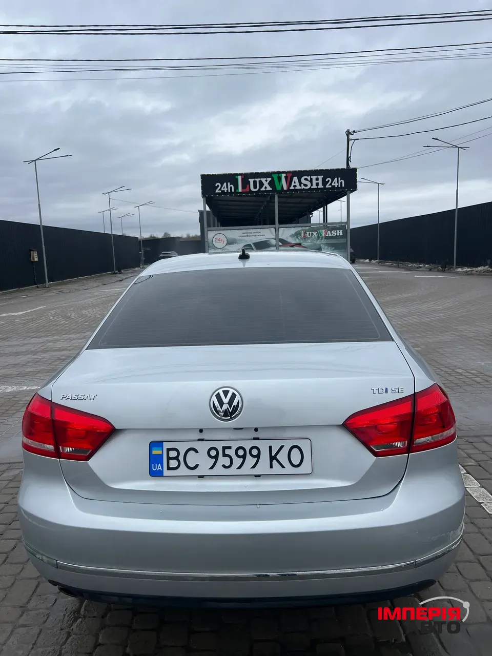 Volkswagen Passat - фото 5