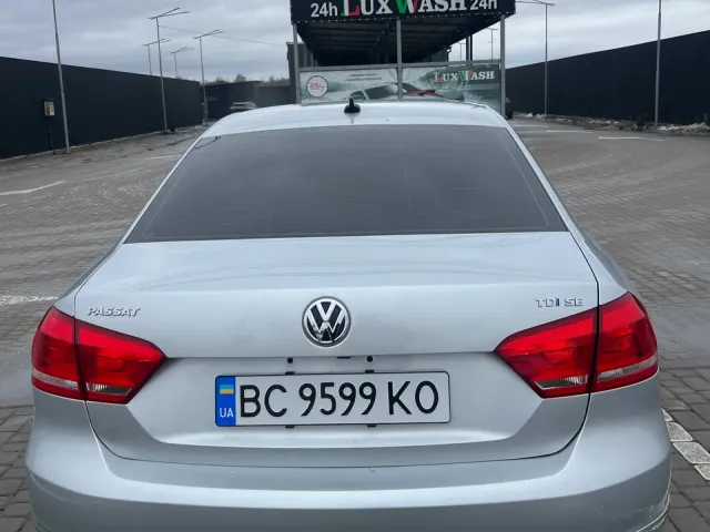 Volkswagen Passat - фото 5