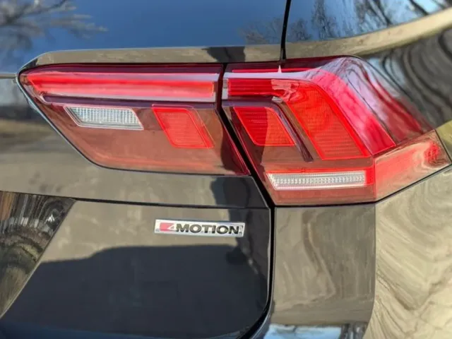 Volkswagen Tiguan - фото 5