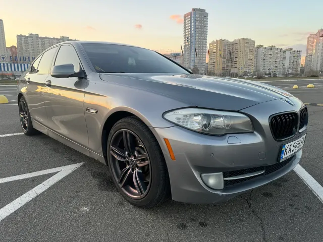 BMW 5 серії - фото 2