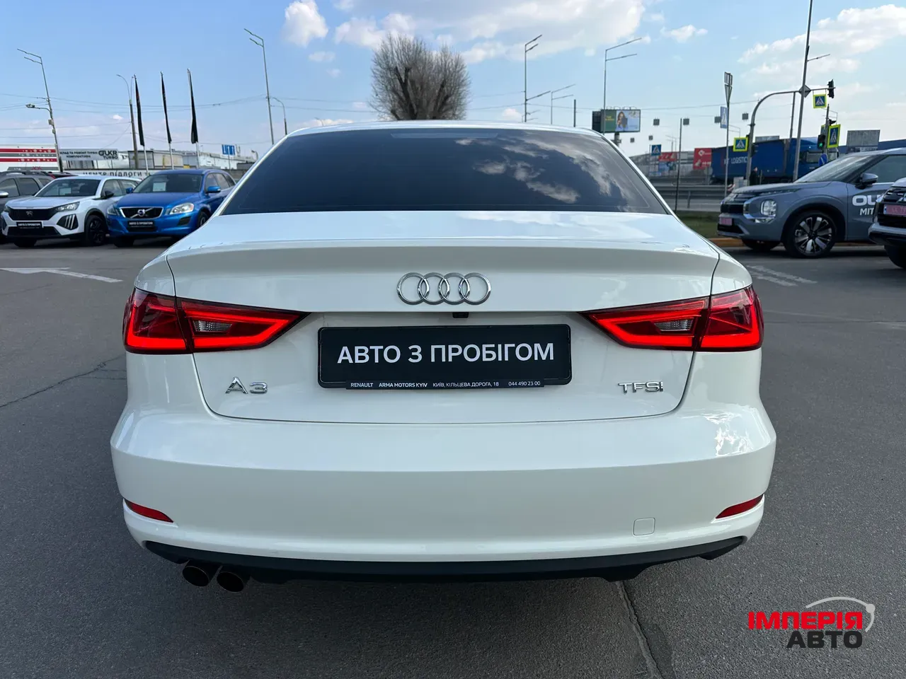 Audi A3 - фото 6