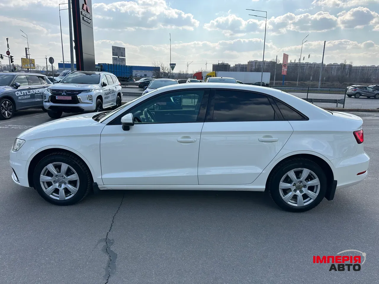 Audi A3 - фото 4