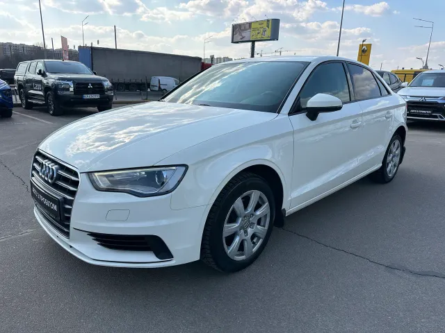 Audi A3 - фото 3