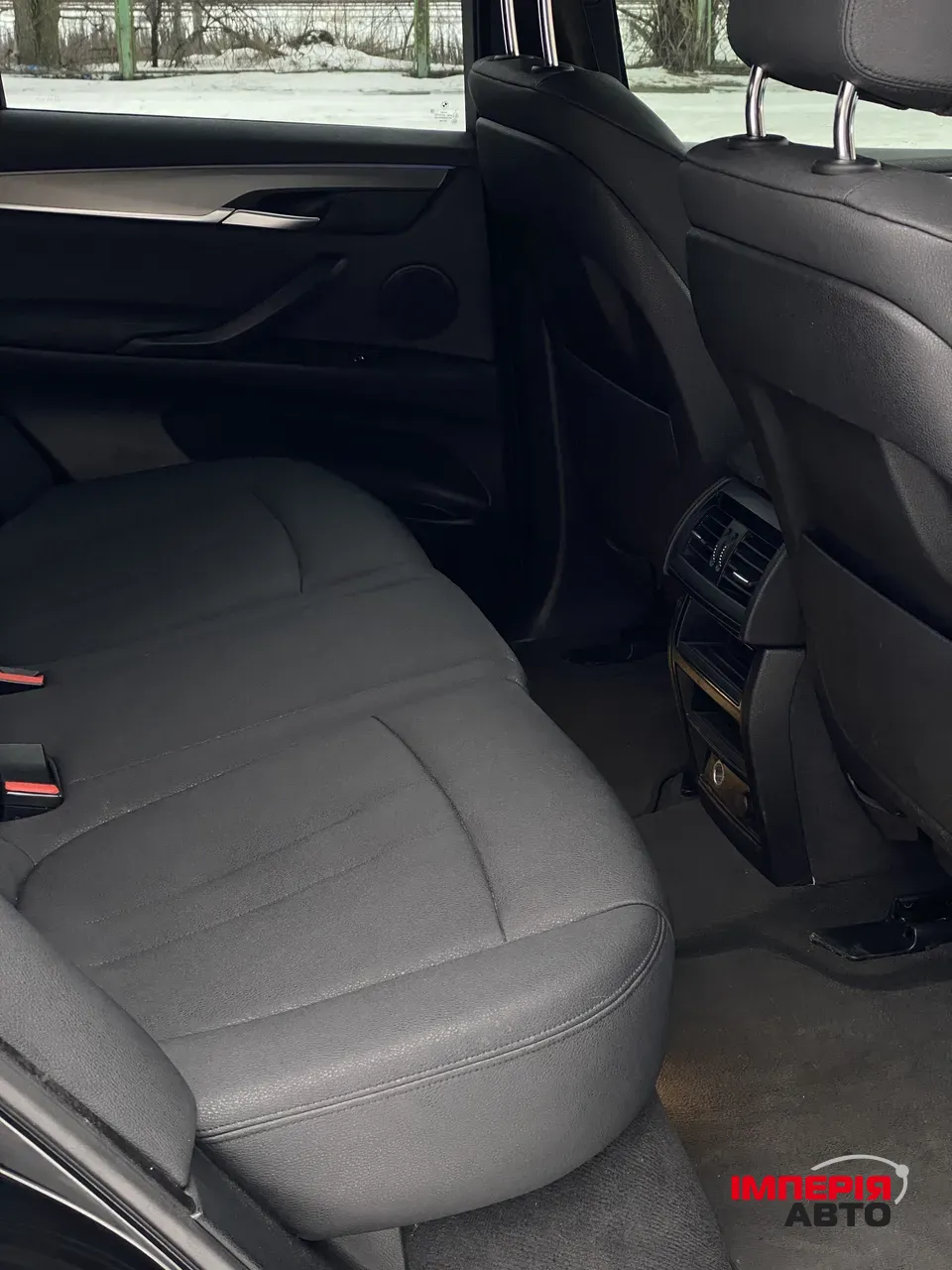 BMW X5 - фото 35