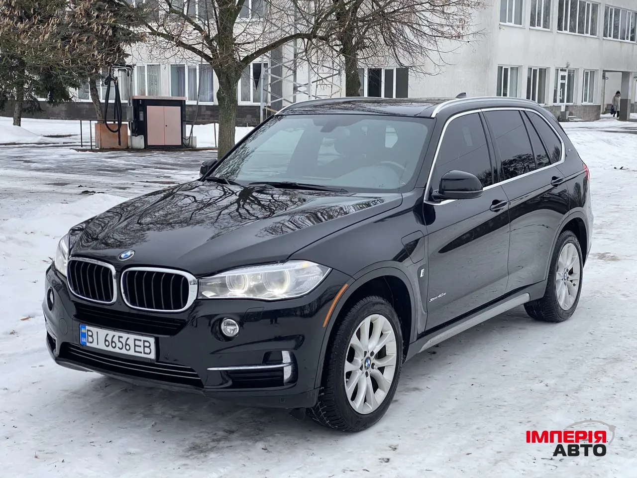 BMW X5 - фото 12