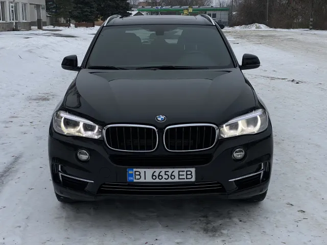BMW X5 - фото 2