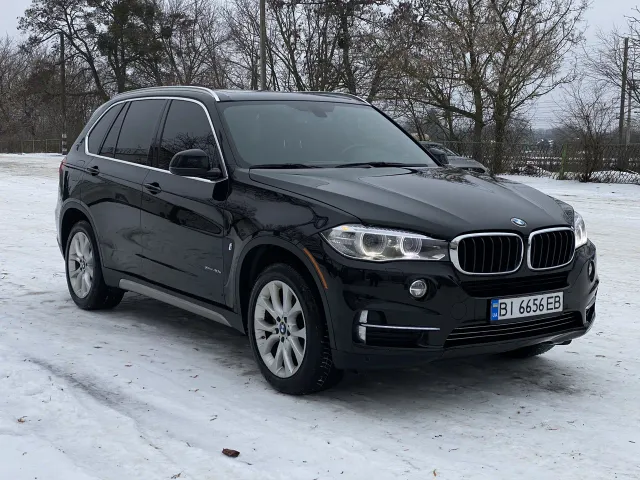 BMW X5 - фото 1