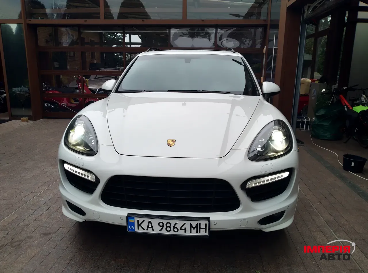 Porsche Cayenne - фото 2