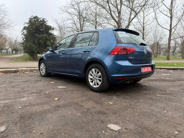 Volkswagen Golf - фото 5