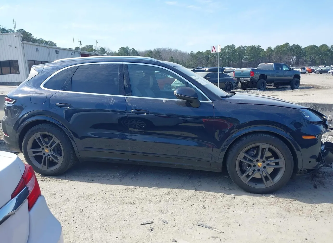 Porsche Cayenne - фото 4