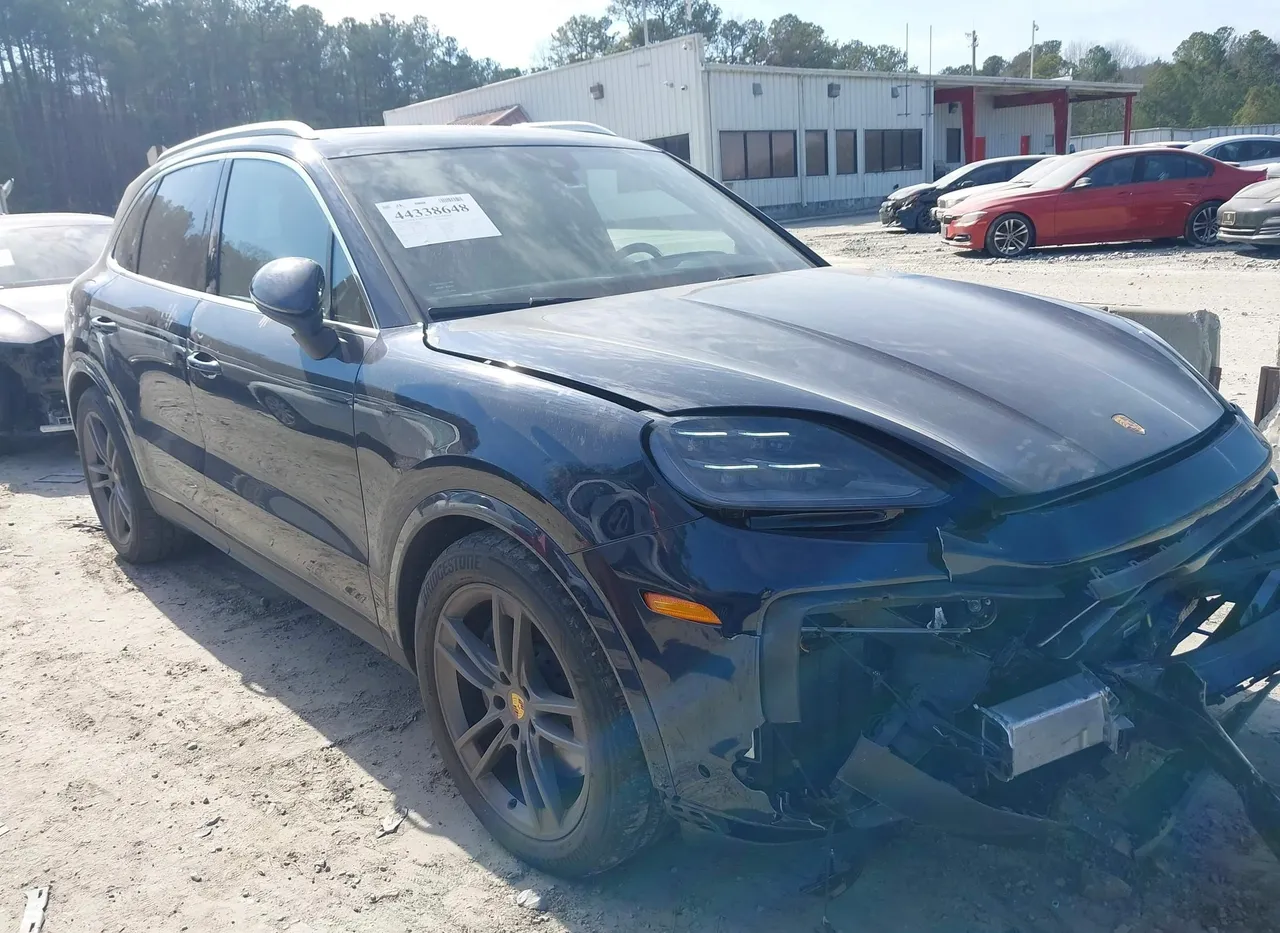 Porsche Cayenne - фото 3