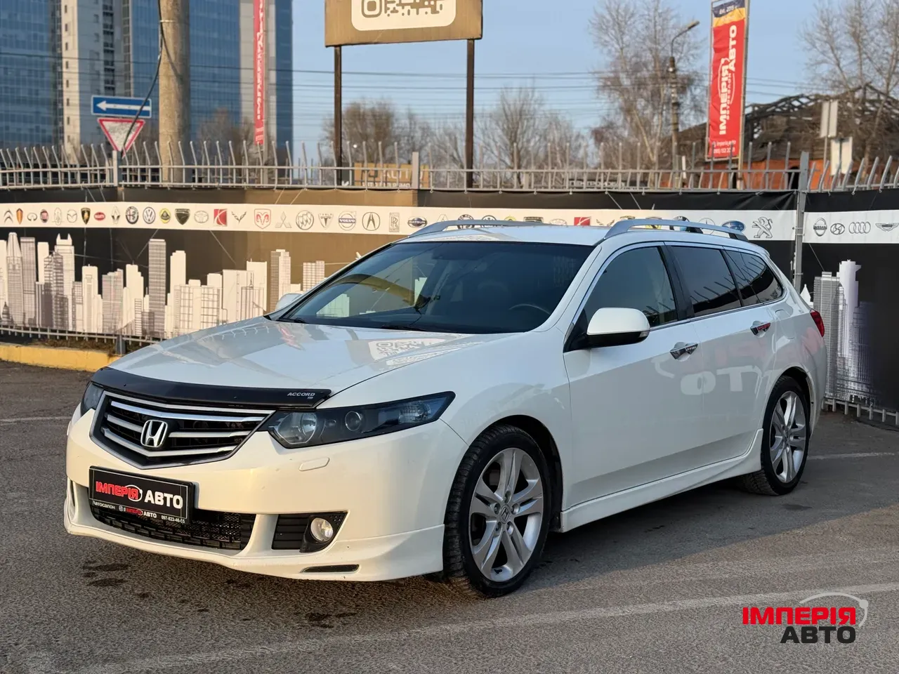 Honda Accord - фото 1