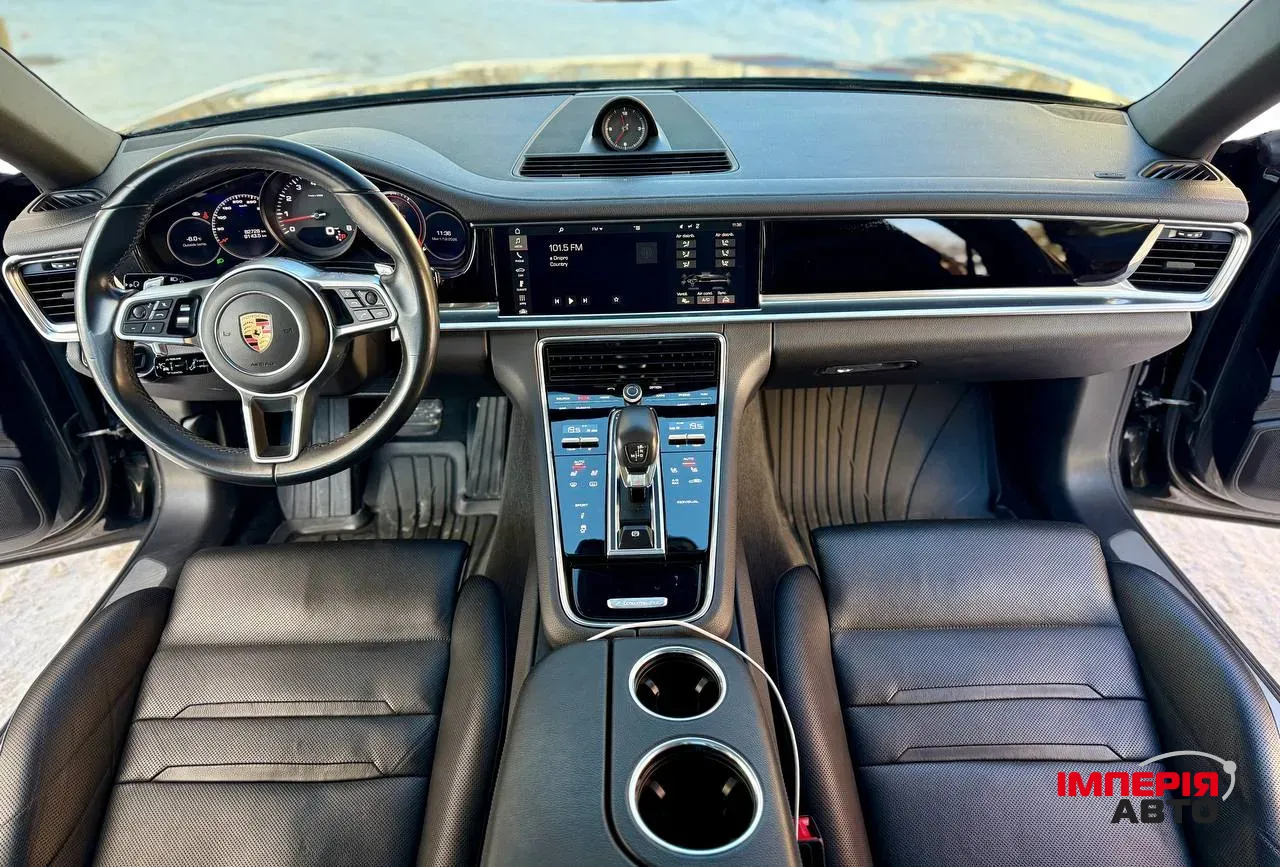 Porsche Panamera - фото 11